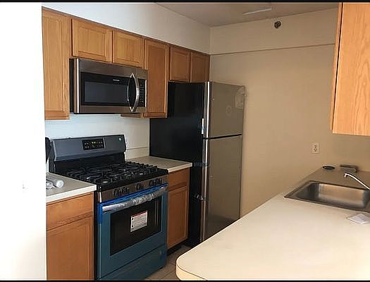 1st image of 210 E 118th St #530