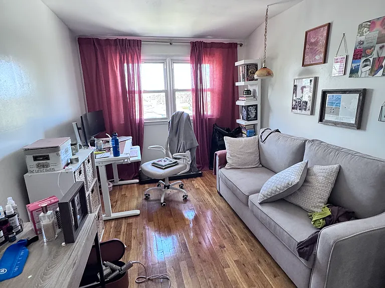 2 Oakville St #3 — Photo 16