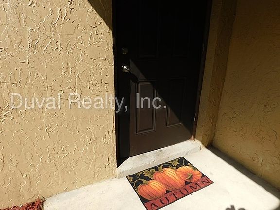 3rd image of 8335 Windypine Ln