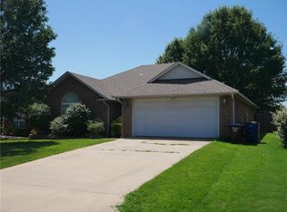 6412 Fallstone Rd, Fort Smith, AR 72916