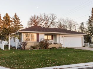 114 3rd Ave NE, Stewartville, MN 55976