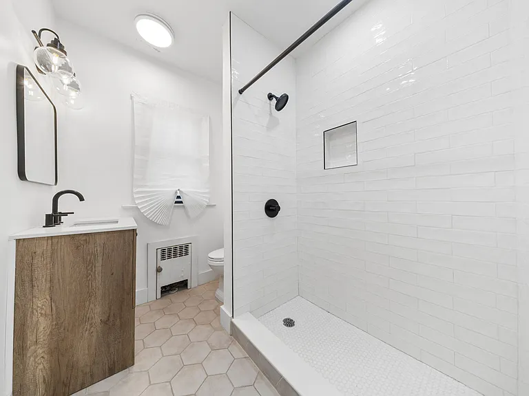 11 W Gouverneur Ave #2 — Photo 12