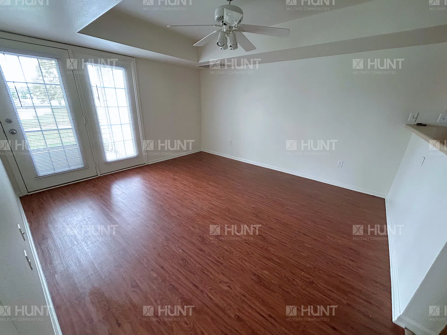 4 bed, 2.5 bath, 1994 sqft, $1,900 — Photo 4
