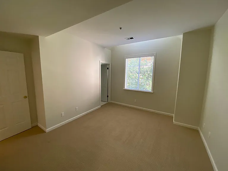 3421 El Camino Real #10 — Photo 10