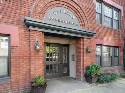 2076 NW Johnson St APT 203, Portland, OR, 97209