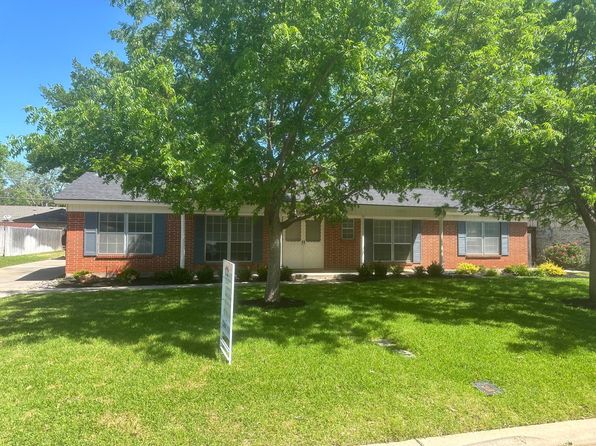 312 Hillview Dr