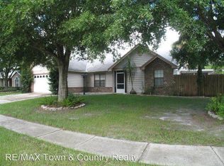 459 Stillwater Dr, Oviedo, FL 32765