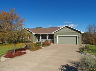 W4020 Jason Ln, La Crosse, WI 54601