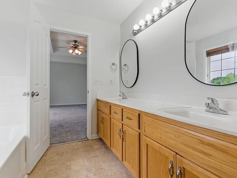 3149 Holly Point — Photo 33