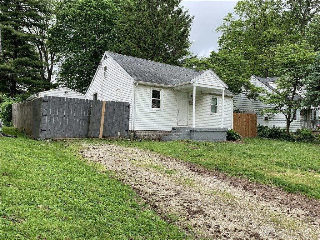 Real estate listing image