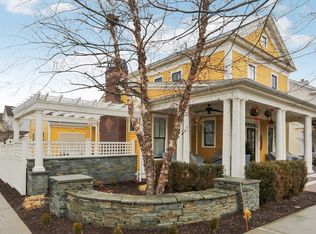 31 Hudson St, Warwick, NY 10990