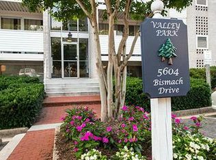 5604 Bismach Dr APT 4, Alexandria, VA 22312