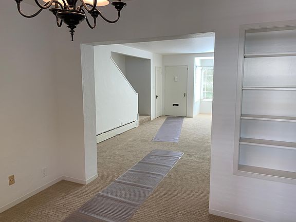 3rd image of 147 Arroyo Ct