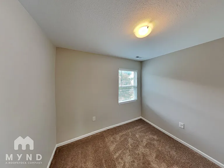 303 Holton Dr — Photo 18
