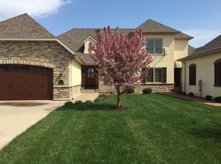 800 Sunstone Ln, Columbia, MO 65201
