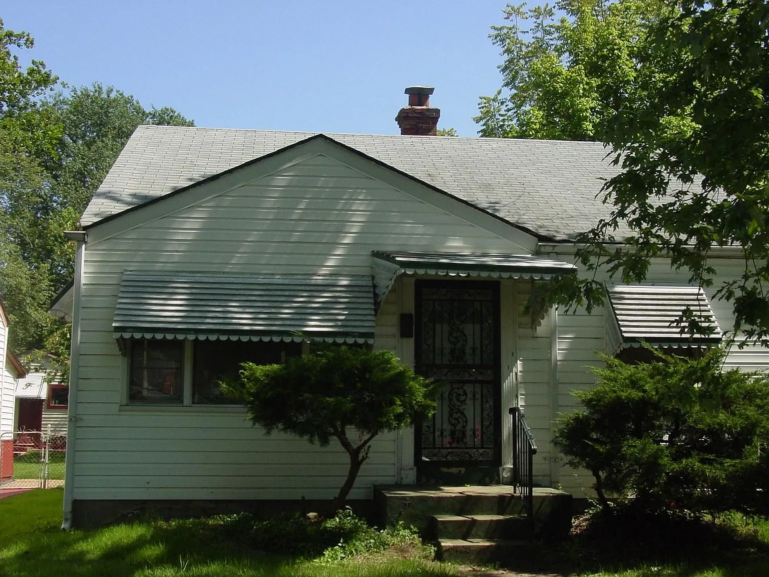 8516 Trafford Ln photo 1