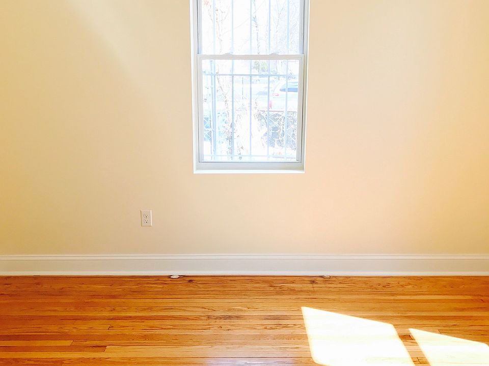 2nd image of 212 Homestead Ave #2