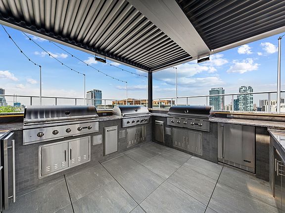 808_amenity_grill station