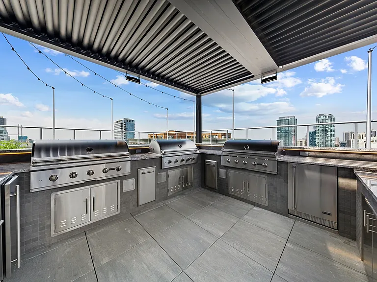 808_amenity_grill station