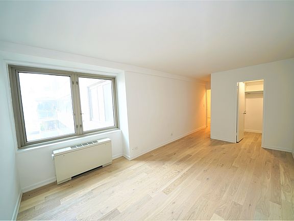 5th image of 444 E 82nd St APT 11K