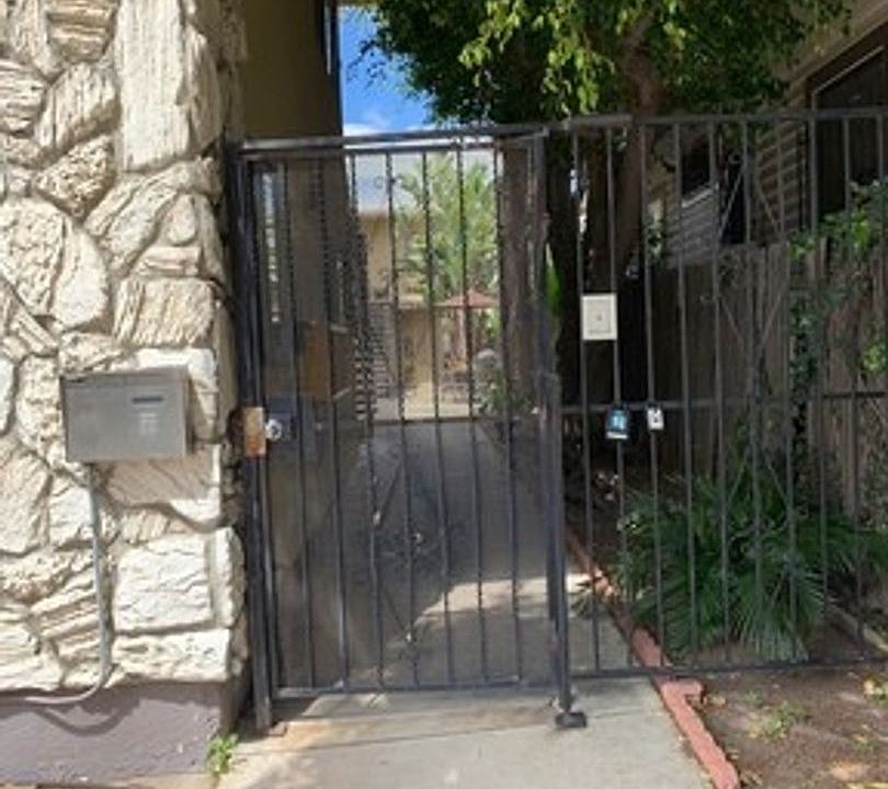 1st image of 1504 Robinson Ave APT 8