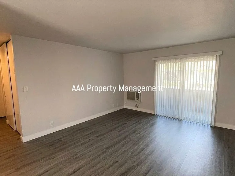 1731 Ellis St #58 — Photo 4