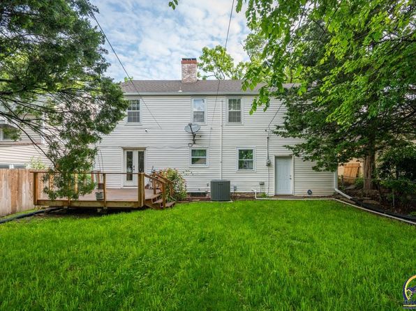 2711 SW Huntoon St, Topeka, KS 66604