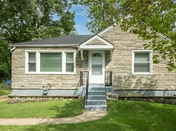 8333 Fairbanks Dr, Saint Louis, MO 63134