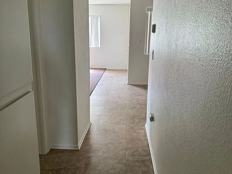 24508 Canada St #24508 — Photo 2
