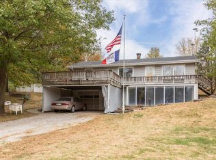 20264 Honeysuckle Rd, Council Bluffs, IA 51503