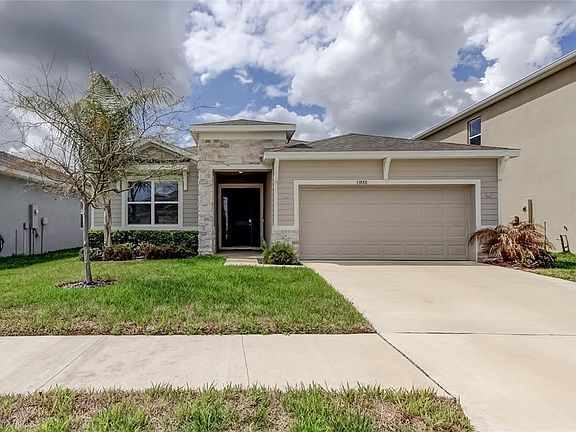 2nd image of 33888 Field Maple Loop