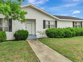 1907 Pleasant Green Dr, Victoria, TX 77901