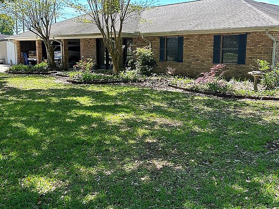 3rd image of 159 Horseshoe Dr