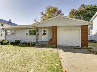 1315 Merryman St, Marinette, WI 54143