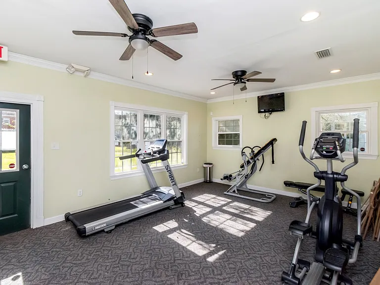 214 Upham St #8B — Photo 15