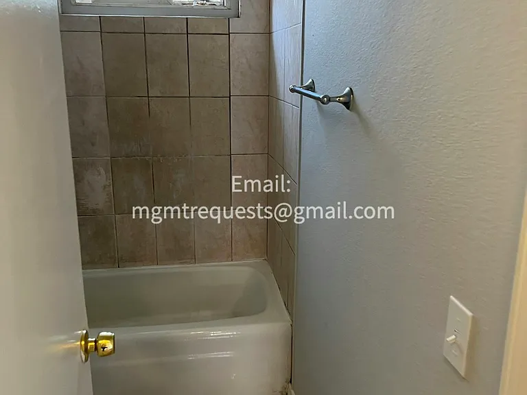 539 W Shamrock St #537 — Photo 6