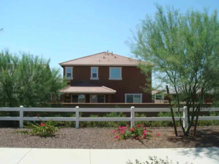 7232 E Olla Ave — Photo 2