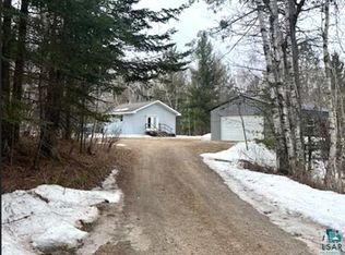 15081 Old Hart Lake Rd, Goodland, MN 55742