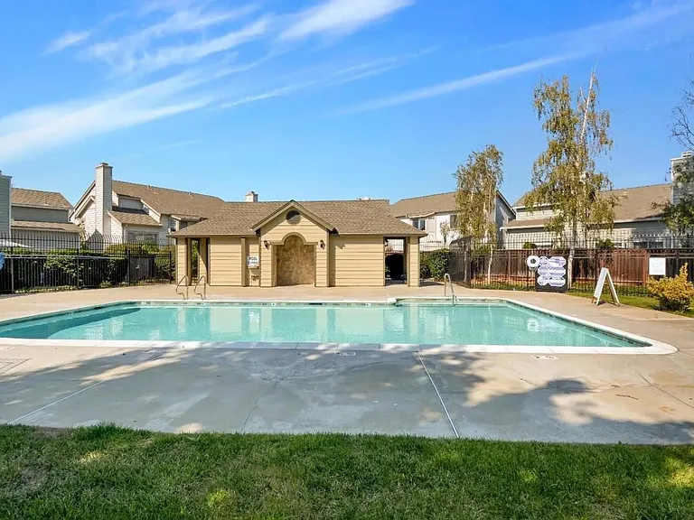 34520 Willbridge Ter — Photo 26