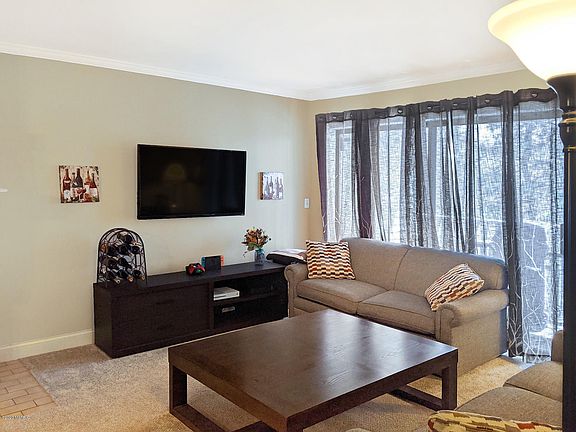 3rd image of 3406 Devonwood Hls NE APT F