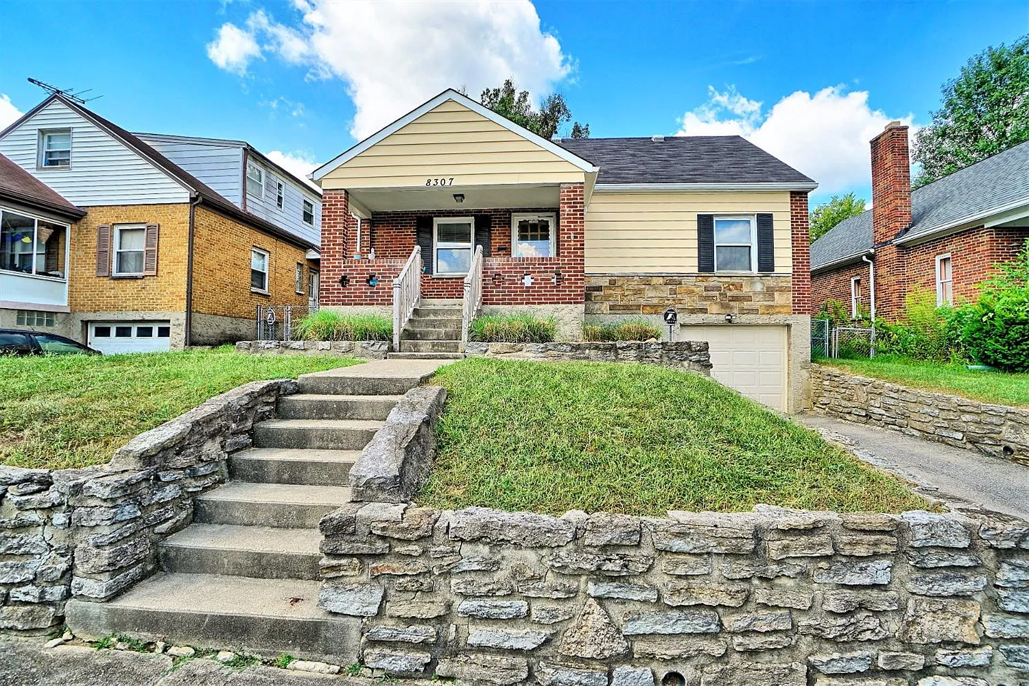 8307 Roland Ave photo 1