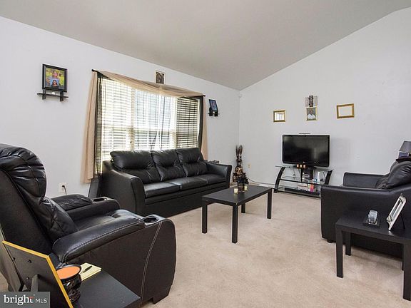3rd image of 8019 Blossom Wood Ct