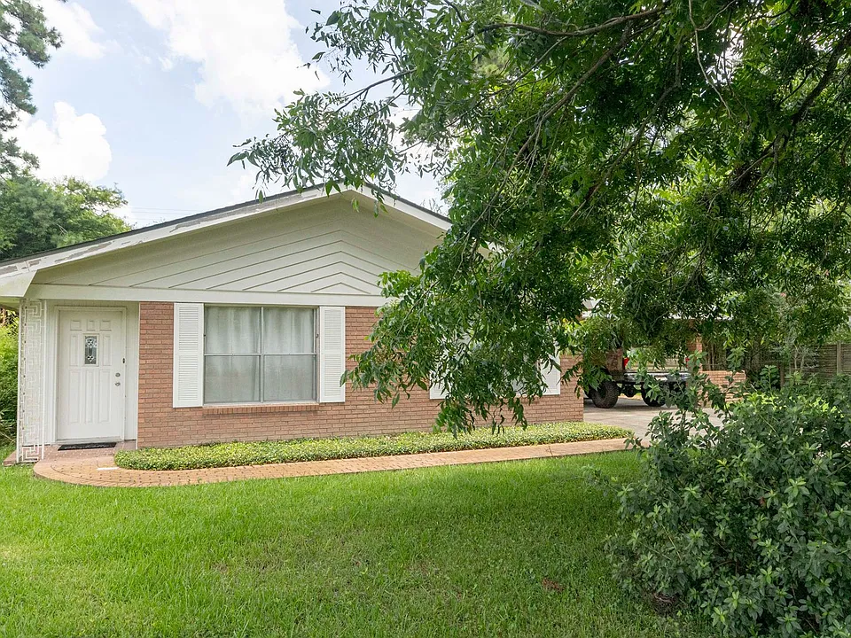 509 Alonda Dr