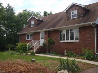48 15th St, Somerset, NJ 08873