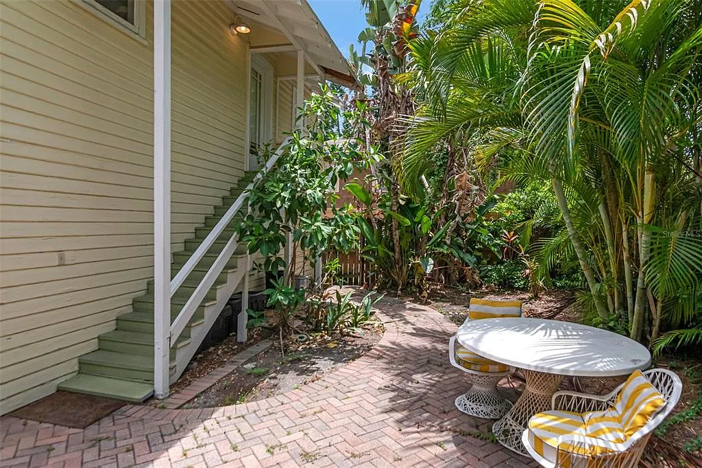 1 bed, 1.0 bath, 500 sqft, $1,500 — Photo 3