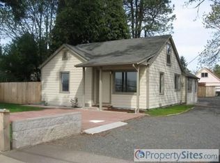 393 S 32nd St, Springfield, OR 97478
