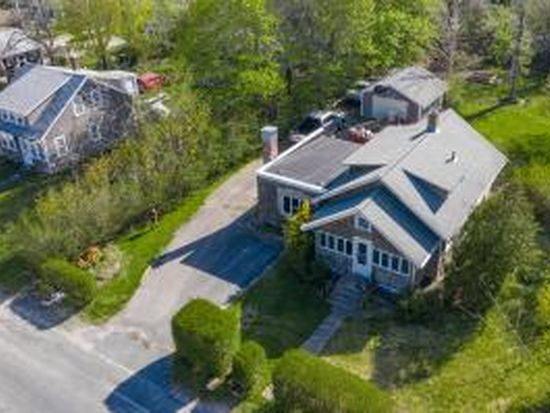 33 Chase St Hyannis Ma 02601 Zillow