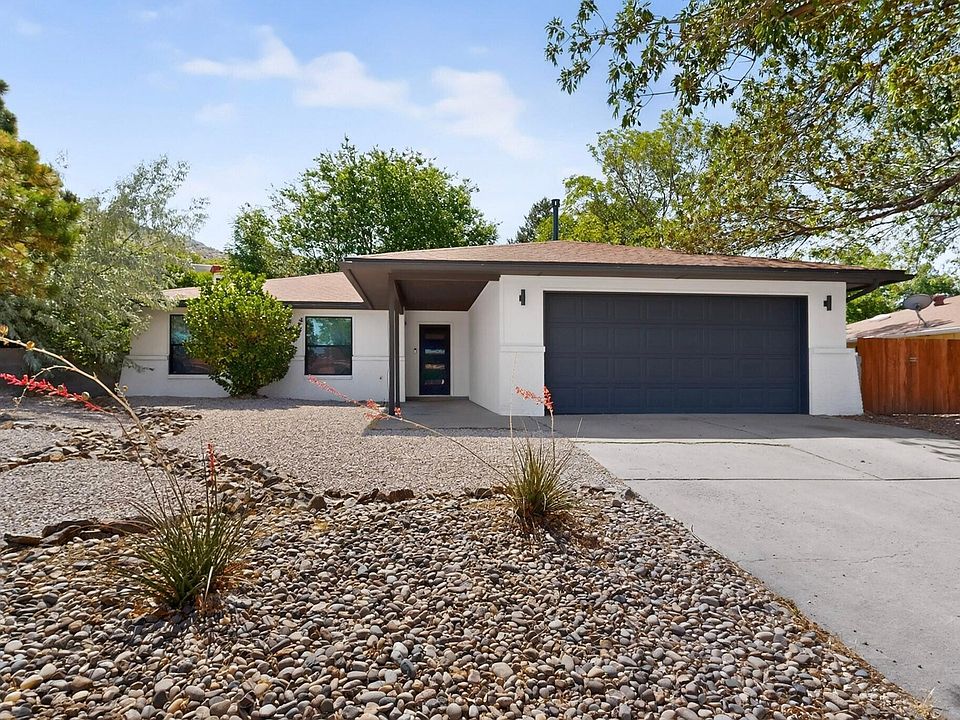 1st image of 2704 Palo Alto Dr NE