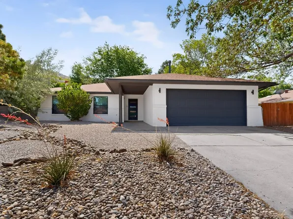 2704 Palo Alto Dr NE, Albuquerque, NM 87112