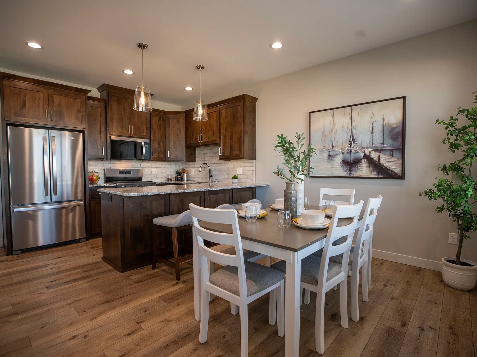 2 bed, 1470 sqft, $2,150 — Photo 4